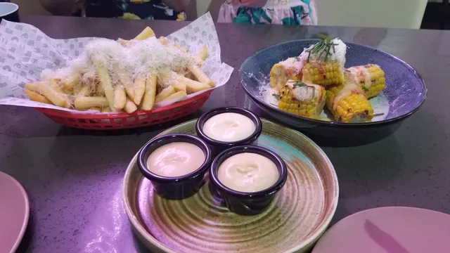 The Hub House Diner
