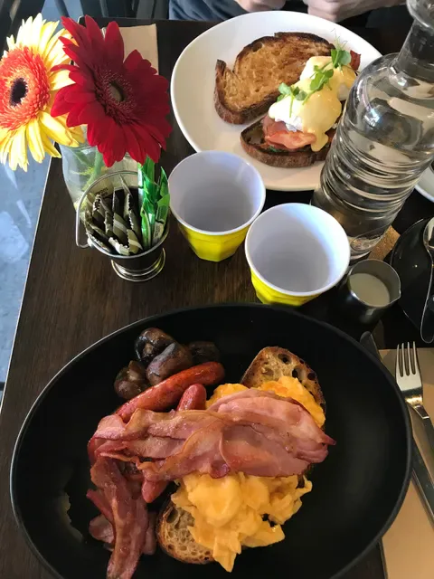 The Hub House Diner