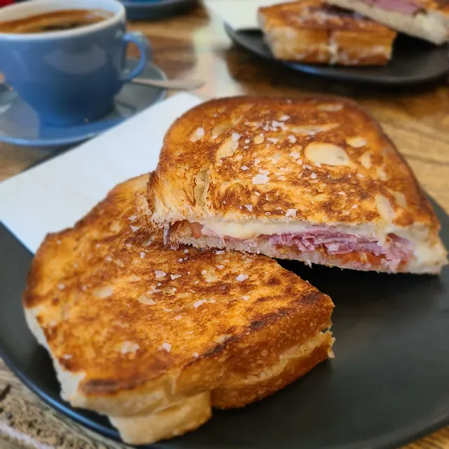 The Laneway Sandwich & Espresso