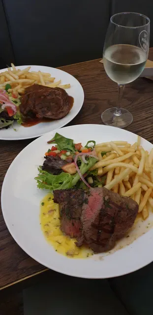 The London, Paddington