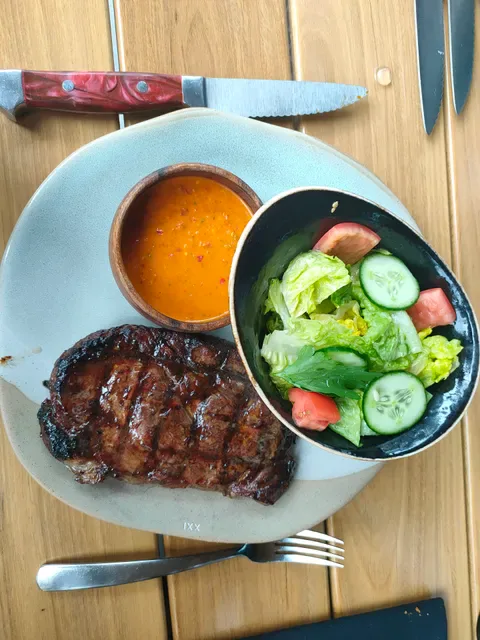 The Meat & Wine Co Bella Vista