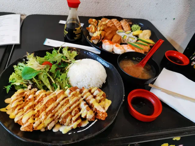 The Roll Japanese Restaurant