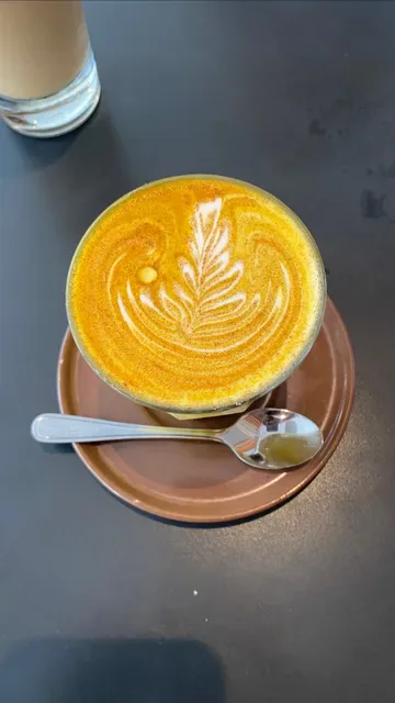 The Runaway Spoon