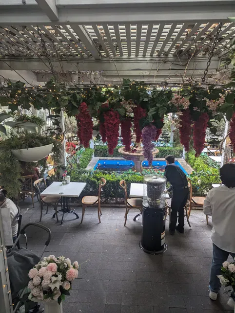 The Vintage Secret Garden