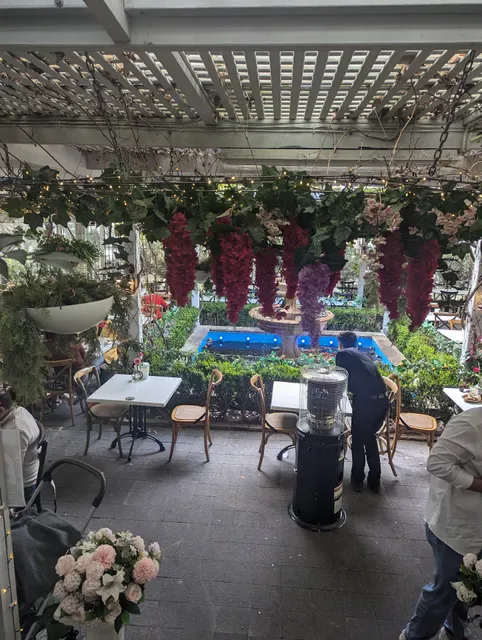The Vintage Secret Garden