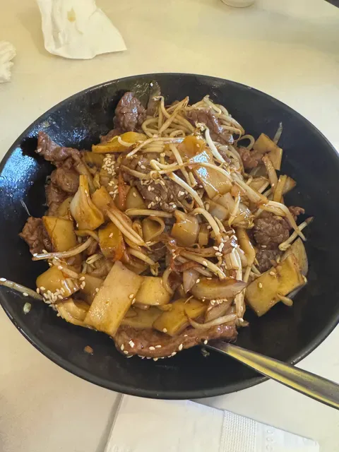 Three Sisters BBQ Chinese Restaurant