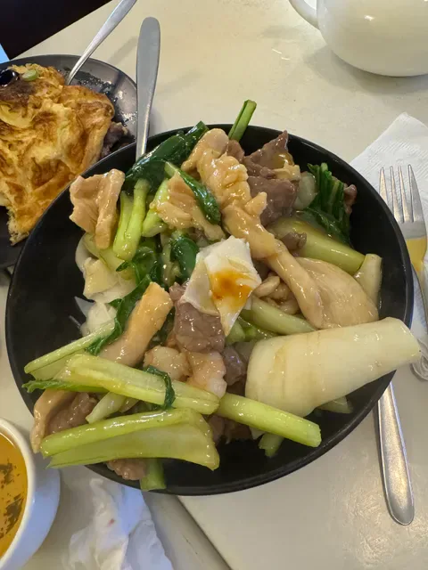 Three Sisters BBQ Chinese Restaurant