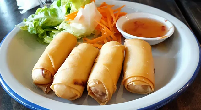 Tin Thai Restaurant