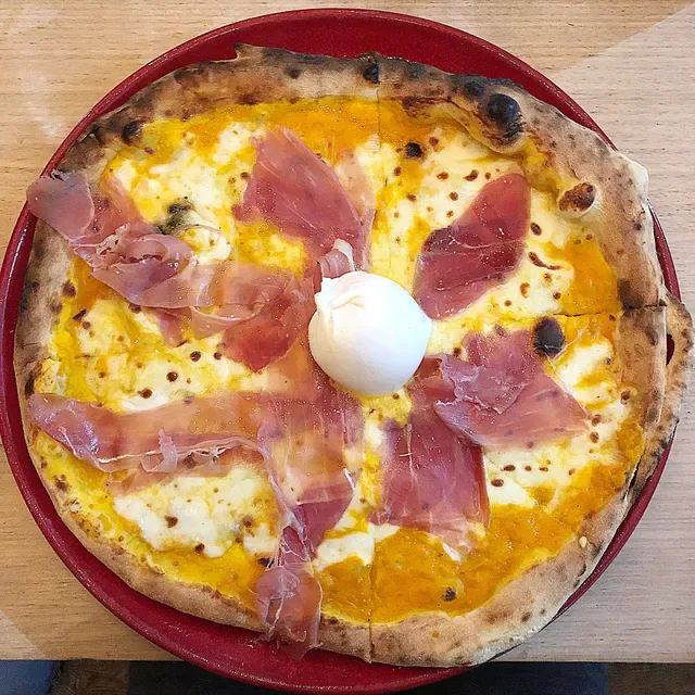 Tipica Pizza Bondi Beach