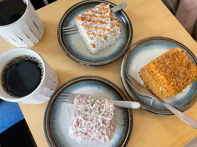 Tokyo Lamington Newtown