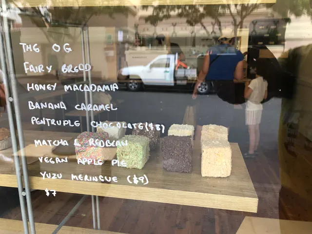 Tokyo Lamington Newtown