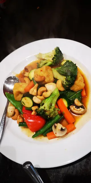 Tom-Yum Tum-Gang