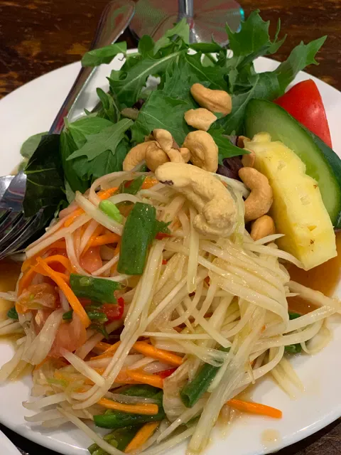 Tom-Yum Tum-Gang