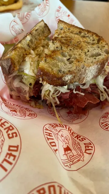 Tothy Brothers Deli