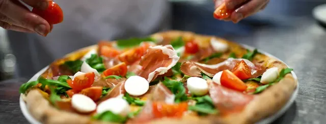 Tre Amici Pizza