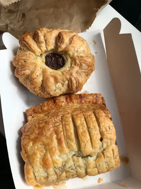 Tuga Pastries