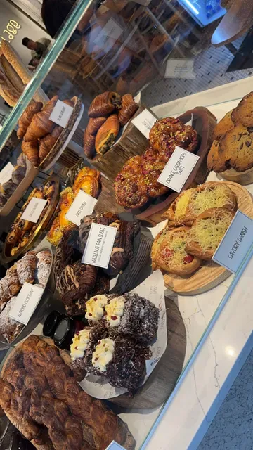 Tuga Pastries