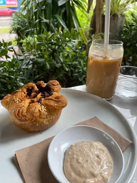 Tuga Pastries