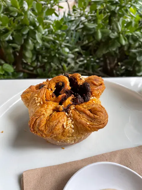 Tuga Pastries