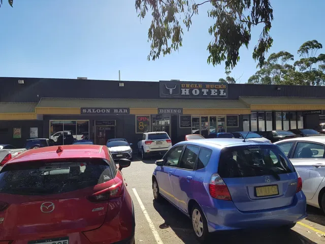 Uncle Buck's Hotel