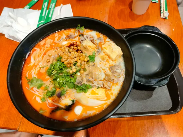 串串叔叔麻辣烫 (UNCLE CHUAN CHUAN)