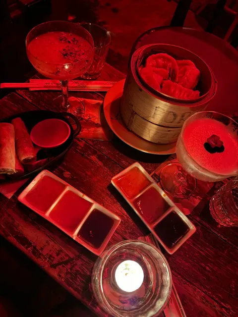 Uncle Ming's Bar