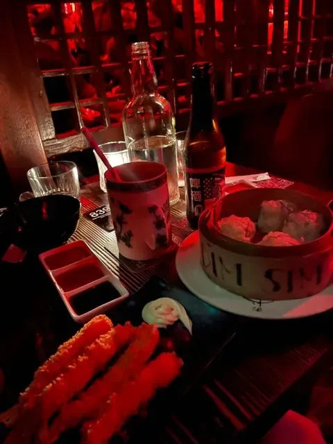 Uncle Ming's Bar