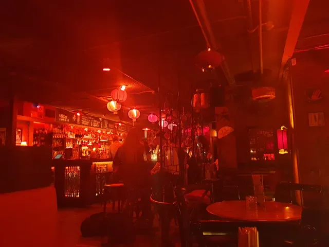 Uncle Ming's Bar