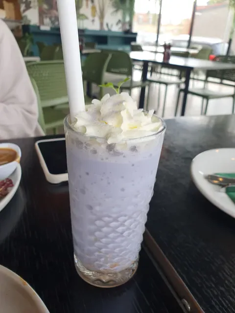 Urban Jungle Cafe