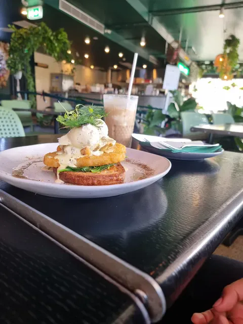 Urban Jungle Cafe