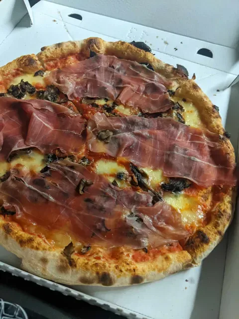Vacanza Pizzeria Bronte Road