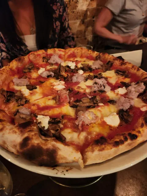 Vacanza Pizzeria Surry Hills
