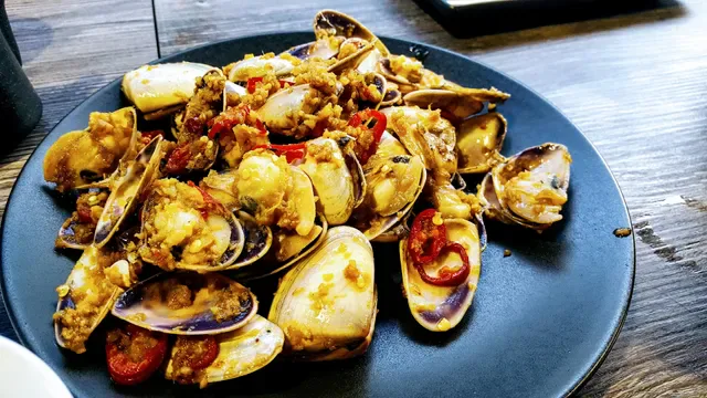 Viet Hoa Oyster Bar & Kitchen