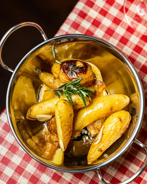 Vitaly Italian & Woodfire Pizza Restaurant