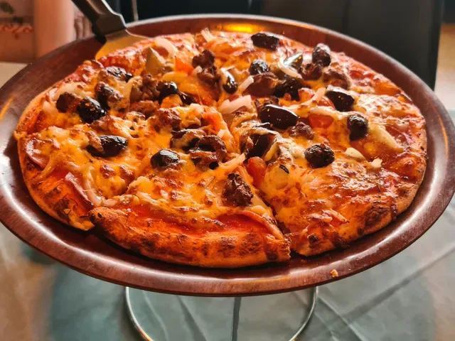 Vulcano Pizzeria & Restaurant