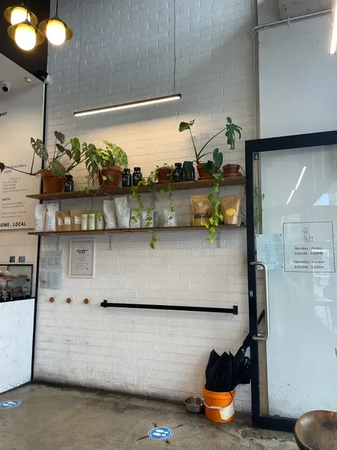 Warren & Holt Wholefoods Eatery