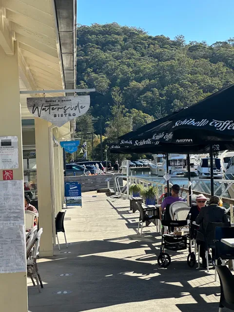 Waterside Bistro - waterfront cafe