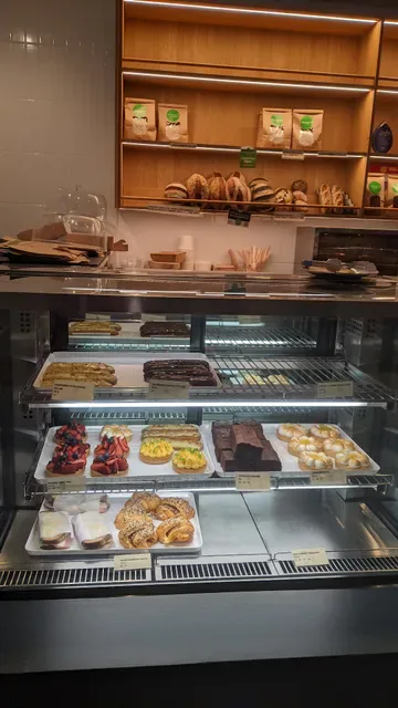 Wholegreen Bakery & Cafe Sydney City