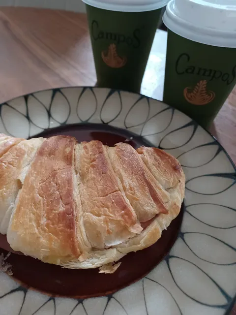 Wikileaks Cafe