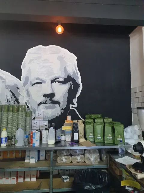 Wikileaks Cafe