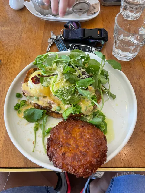 Wildpear Cafe