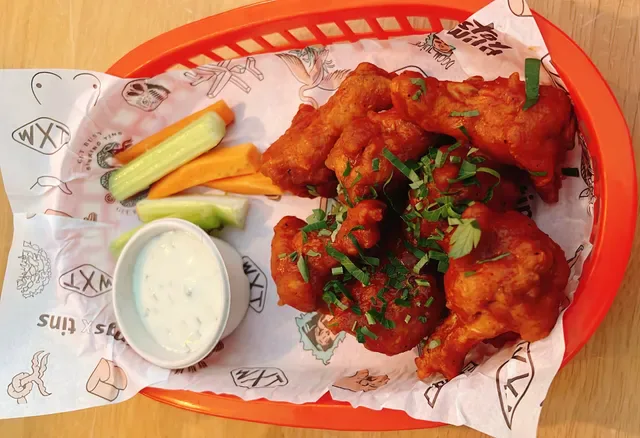 Wings And Tins Darlinghurst