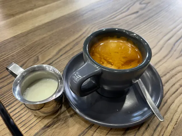 Wooden Mill, Normanhurst: Manoush, Grill & Cafe