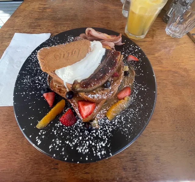 X74 Cafe