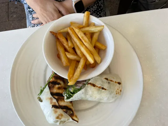 Xenos Restaurant Bar Cafe