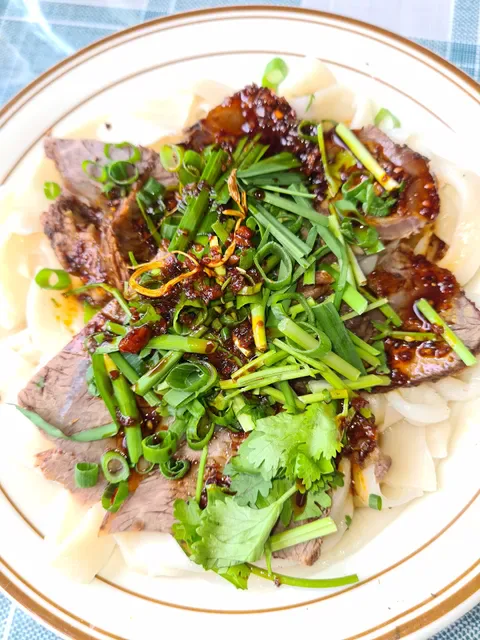 Xin Jiang Hand Made Noodle 新疆拉麵館