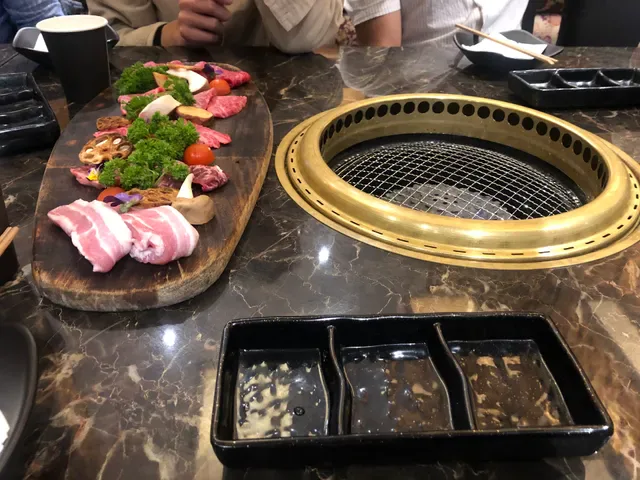 Gyuzou Yakiniku Premium Buffet