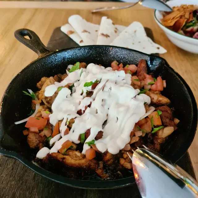 Yalla Sawa