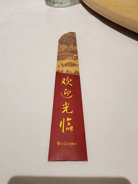 Yee's Palace Chinese Restaurant