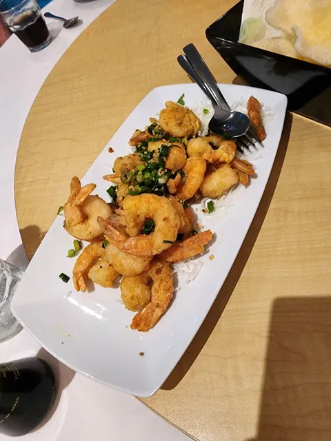 Yee's Palace Chinese Restaurant